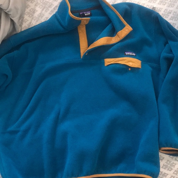Patagonia Sweaters - Lightly Used Patagonia Fleece